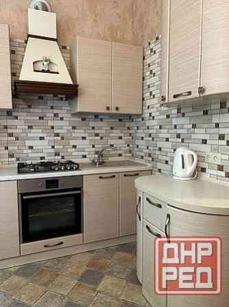 Сдам отличную 2 к.кв б. Шевченко . Фото реальные.Вода, бак 24 /7 круглосуточно Донецк