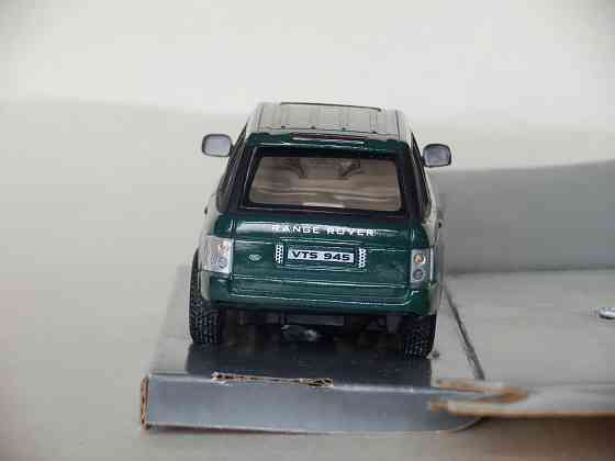 Land Rover Range Rover (2003) (Отсутствует одно стекло в задней оптике) - SCHUCO - 1/43 Донецк