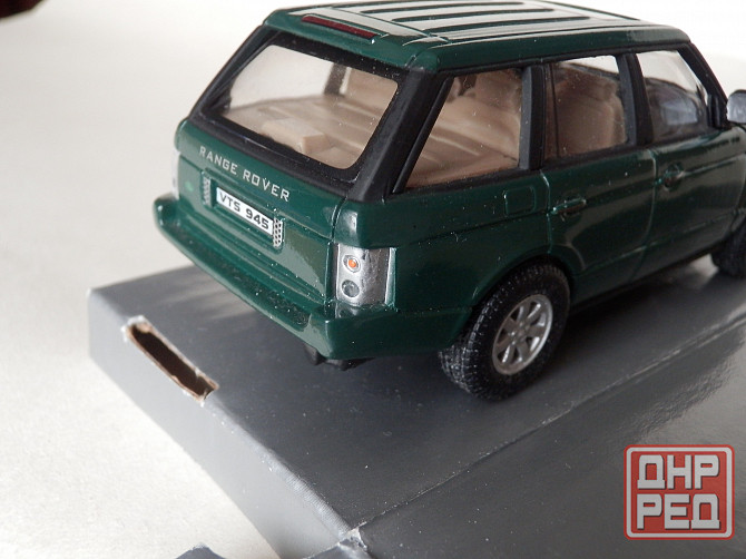 Land Rover Range Rover (2003) (Отсутствует одно стекло в задней оптике) - SCHUCO - 1/43 Донецк - изображение 7