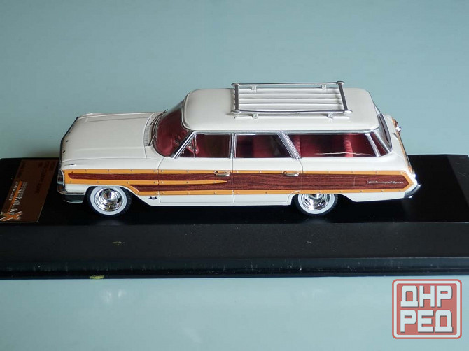 Ford Country Squire 1964 - Premium X - 1/43 Донецк - изображение 2
