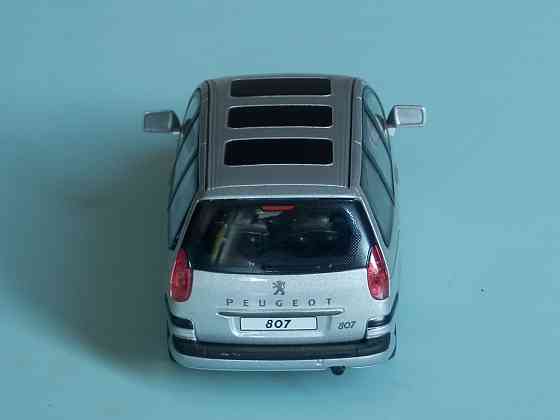 Peugeot 807 - CARARAMA - 1/43 (без упаковки) Донецк