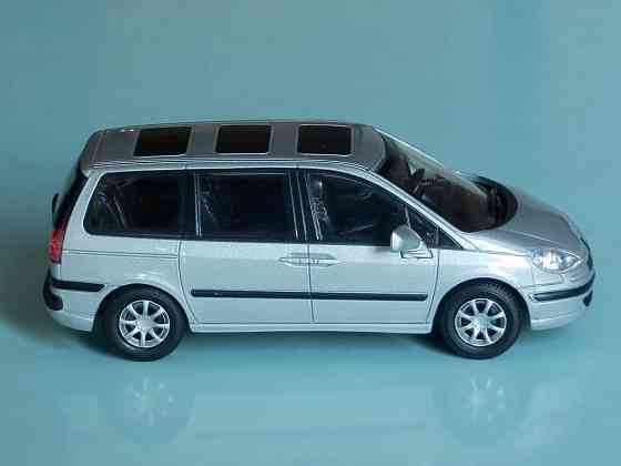 Peugeot 807 - CARARAMA - 1/43 (без упаковки) Донецк