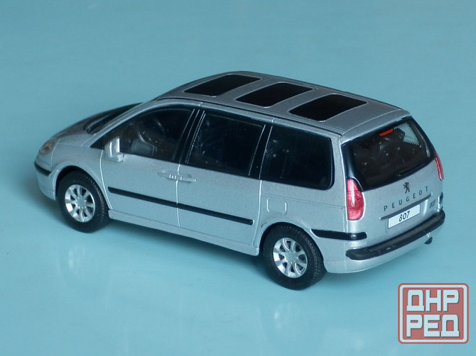 Peugeot 807 - CARARAMA - 1/43 (без упаковки) Донецк - изображение 1