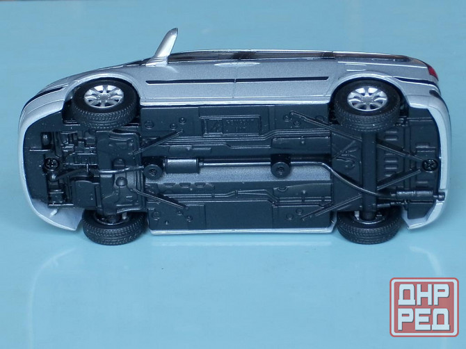 Peugeot 807 - CARARAMA - 1/43 (без упаковки) Донецк - изображение 6