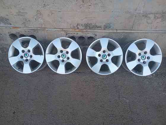 Продаю диски легкосплавные оригинальные р 15,шкода Донецк