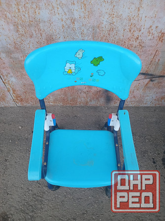 Продаю детский стульчик на колёсиках Донецк - изображение 2