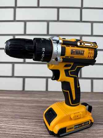 Шуруповерт аккумуляторный с комплектом Донецк