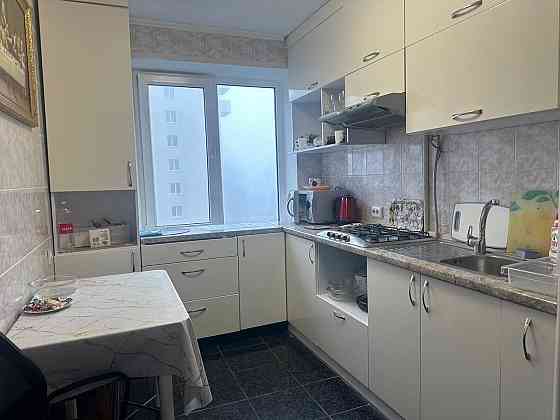 Сдам 3-х к.кв в центре города Мариуполь