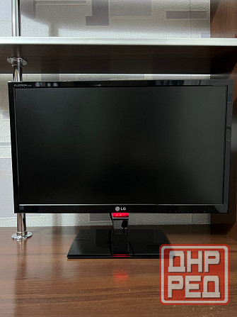 Продам компьютер( системный блок, монитор LG) и компьютерный стол Донецк - изображение 5