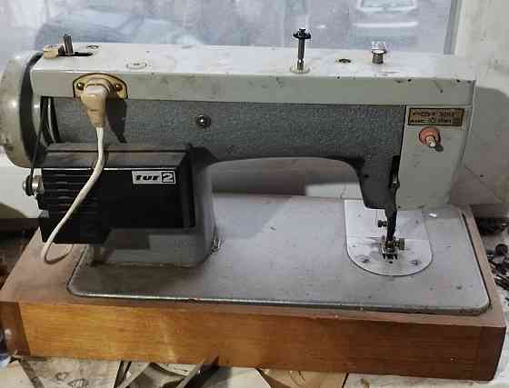 продам швейную машинку Чайка Горловка