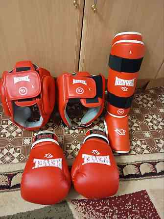 Шлем перчатки Донецк