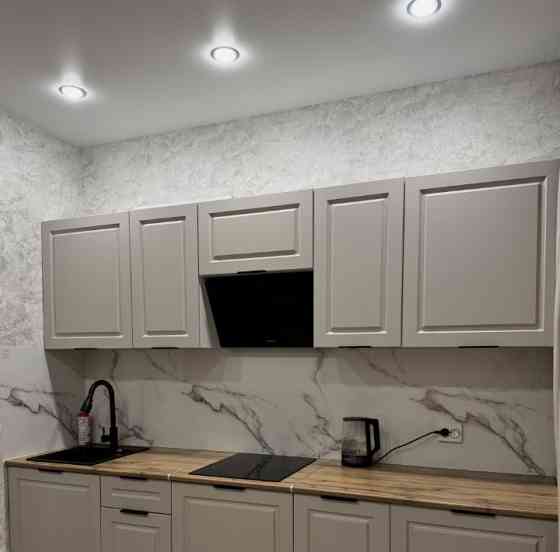 Сдается однокомнатная квартира в Киевском районе Донецка по адресу: ул. Артема 173 Донецк