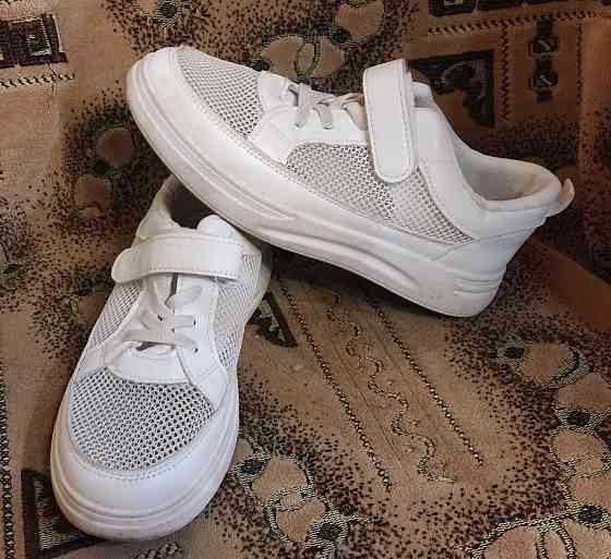 летние кроссовки кеды сеточка р-р 35 Донецк