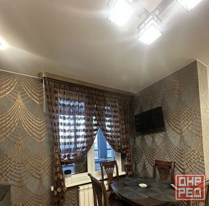 Сдается шикарная 2-комнатная квартира на длительный срок в Ленинском районе Донецк - изображение 2