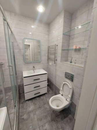 Сдается уютная студия 30,4 м² с лоджией и кладовой на ул. Куйбышева Донецк