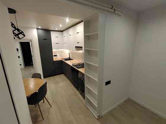 Сдаю двухкомнатную квартиру 52.0 м² этаж 2/15 город Донецк, Калининский район, проспект Ильича, 27, Донецк