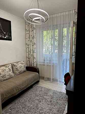 Сдаю трехкомнатную квартиру 66.0 м² этаж 1/5 район Петровский, Площадь Победы Донецк