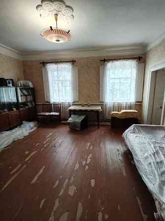 Срочно продам кирпичный дом в центре Старобешева Старобешево