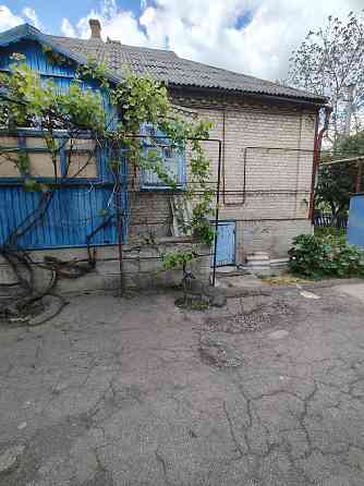 Срочно продам кирпичный дом в центре Старобешева Старобешево