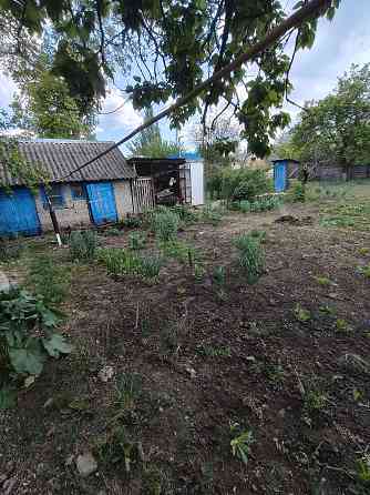 Срочно продам кирпичный дом в центре Старобешева Старобешево