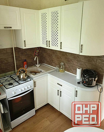 сдам квартиру на почте Макеевка - изображение 1