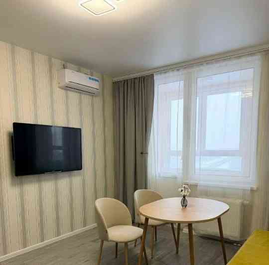 Сдаю однокомнатную квартиру 34.0 м² этаж 2/9 город Донецк, Ленинский район, Цирк Донецк