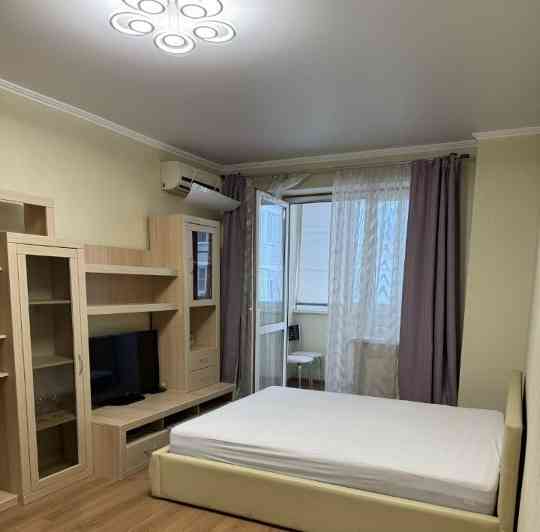 Сдаю двух-комнатную квартиру-студию 42.0 м² этаж 5 город Донецк, Донецк