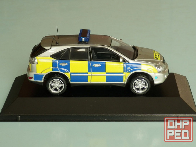 Lexus RX 400h, 2006. - J-COLLECTION - 1/43 (картон немного надорван) Донецк - изображение 3