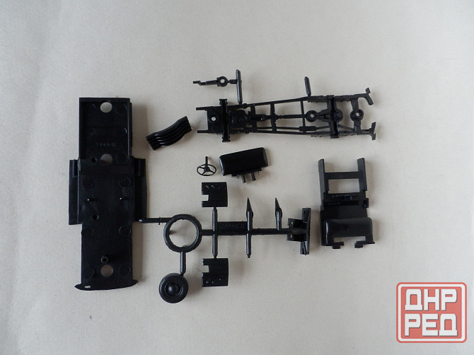 Сборная модель Chevrolet 3100 Pickup - CARARAMA - 1/43 Донецк - изображение 3