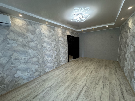 Продажа Однокомнатной Квартиры на Бакинских Комиссаров с ремонтом Донецк