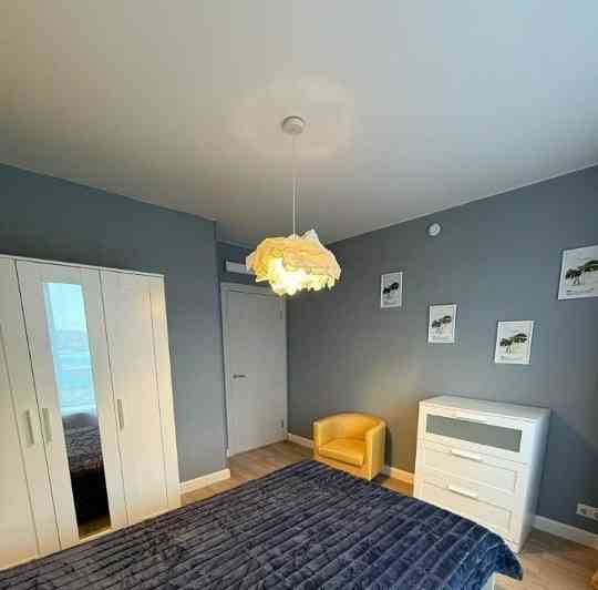 Cдаётcя 2-х комнатная квартира. Haходится в Пролетарском районе, вceгo в 5 минутaх пeшком Донецк