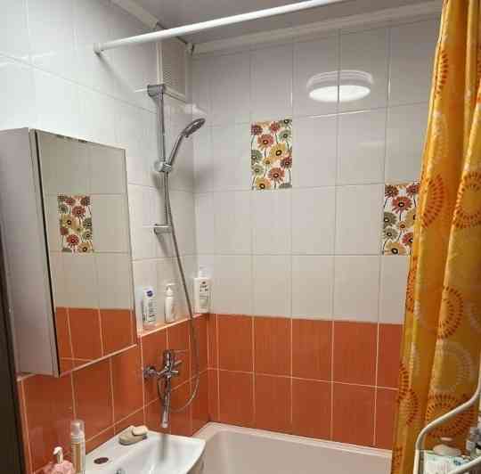 на длительный срок 1-комнатная квартира в Калининском Донецк