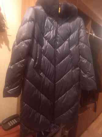Пальто зимнее фирменное с капюшоном новое,р-р52-54,длина по-колено на средний рост Донецк