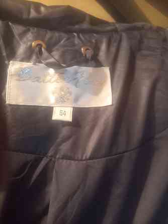 Пальто зимнее фирменное с капюшоном новое,р-р52-54,длина по-колено на средний рост Донецк