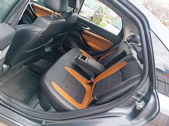 Новая Лада Веста Седан Кросс Донецк