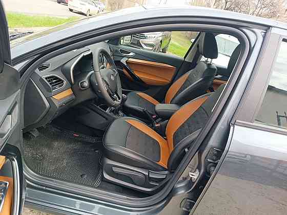 Новая Лада Веста Седан Кросс Донецк