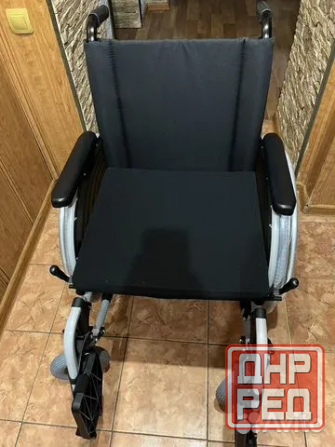 инвалидные коляски лёгкие складные есть и за 7 500 р и 9 500 р и 12 т р и до 15т р новые все коляски Макеевка - изображение 1