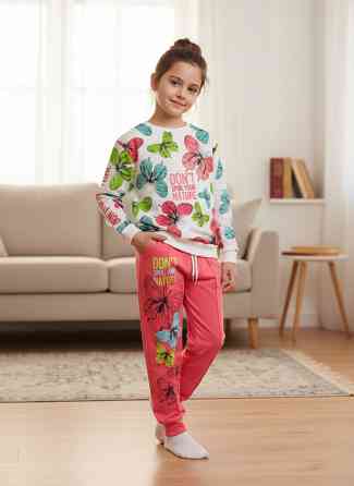 Костюм на весну для девочки 98,104,116,122 Донецк