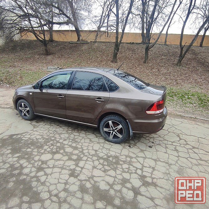 Продам Фольксваген Поло на автомате рестайлинг 2015 год Донецк - изображение 5