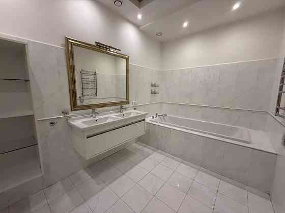 Продается Роскошная 4-комнатная квартира в элитном Доме на Проспекте Мира - Набережная! Донецк