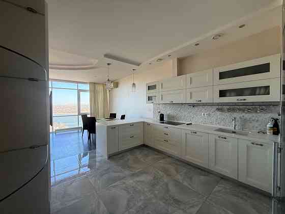 Продается Роскошная 4-комнатная квартира в элитном Доме на Проспекте Мира - Набережная! Донецк