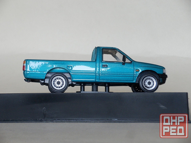 Opel Campo (сломано зеркало, скол краски, трещина в боксе) - Eaglemoss -1/43 Донецк - изображение 4