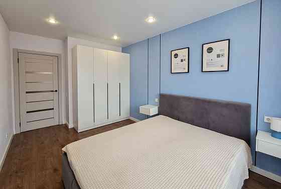 Сдаю двухкомнатную квартиру 42.0 м² этаж 1/5 район Ворошиловский, Набережная улица, 159, проспект Ми Донецк