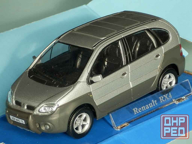 Renault RX4 (серебристый) - CARARAMA - 1/43 Донецк - изображение 1