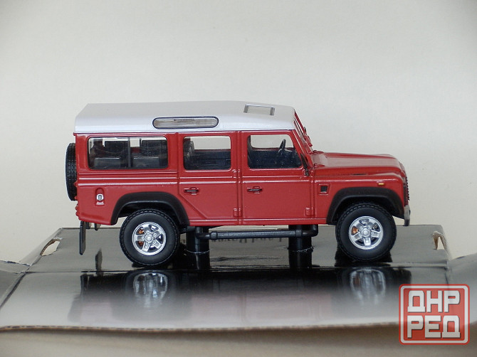 Land Rover Defender 110 - CARARAMA - 1/43 Донецк - изображение 5