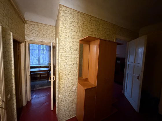 Продам 2-х комн. кв., 3/4 эт., 56.4 м.кв. - Макеевка, ул. Седова, бол. Проф. осмотра Макеевка