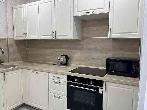 Сдаётся двухкомнатная квартира в Ворошиловском районе Донецка на улице Щорса, ориентир - ДонГУ Донецк