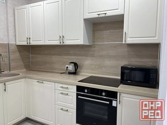 Сдаётся двухкомнатная квартира в Ворошиловском районе Донецка на улице Щорса, ориентир - ДонГУ Донецк - изображение 1