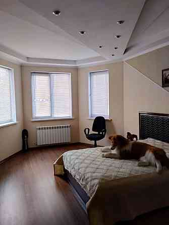 Шикарный до в 5 ти минутах от центра. Донецк