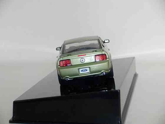 Ford Mustang GT 2005 - AutoArt - 1/43 Донецк